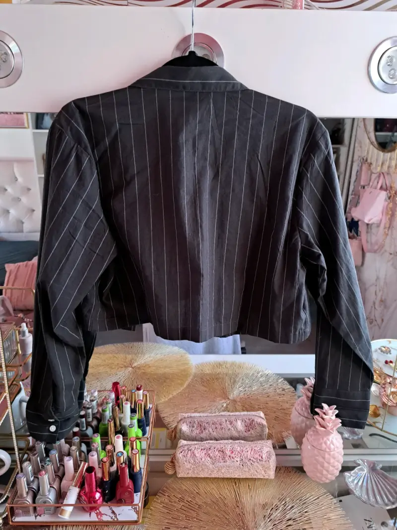 Camisa rayada corta negra crop talla M - 2