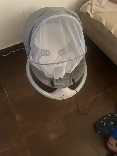 Silla mecedora para bebé gris - miniatura 2