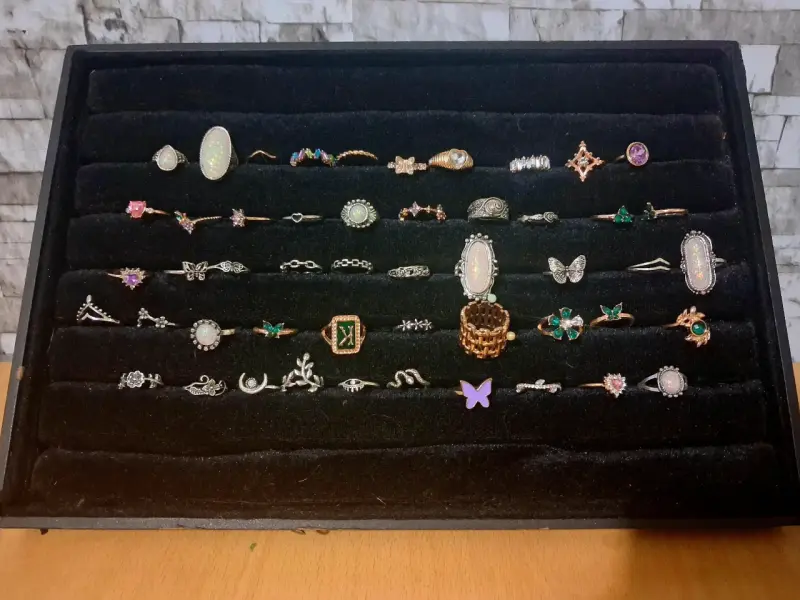 Set de anillos variados (50 piezas) - 1