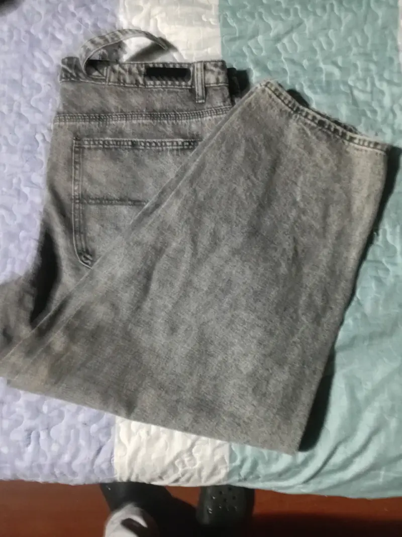 Jeans grises de mezclilla - 1