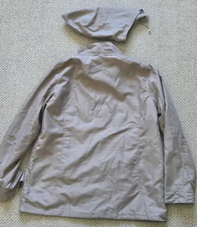 Chaqueta con capucha desmontable gris - miniatura 2