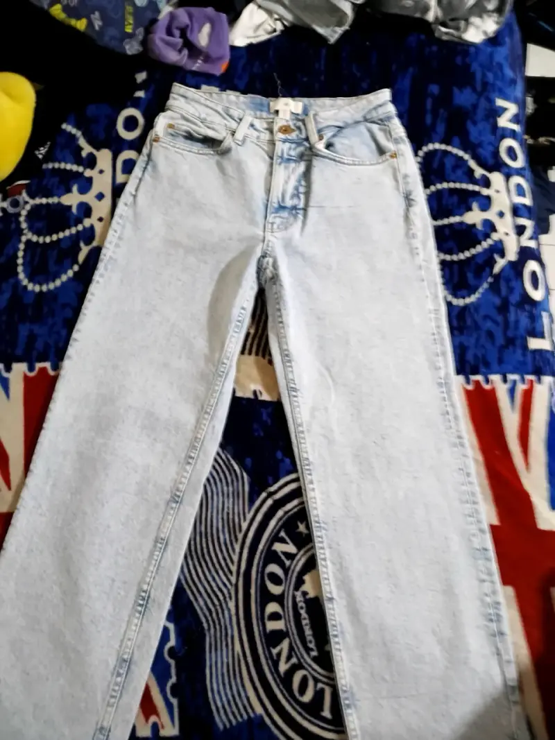 Jeans azules claros HyM - 2