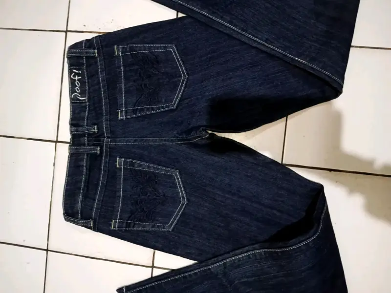 Jeans oscuro flare - 1