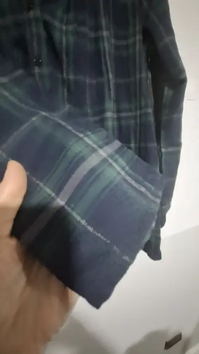 Blusa de cuadros azul y verde - miniatura 2