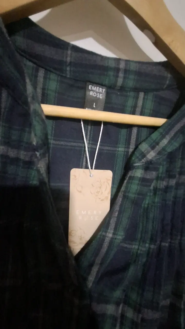 Blusa de cuadros azul y verde - 4
