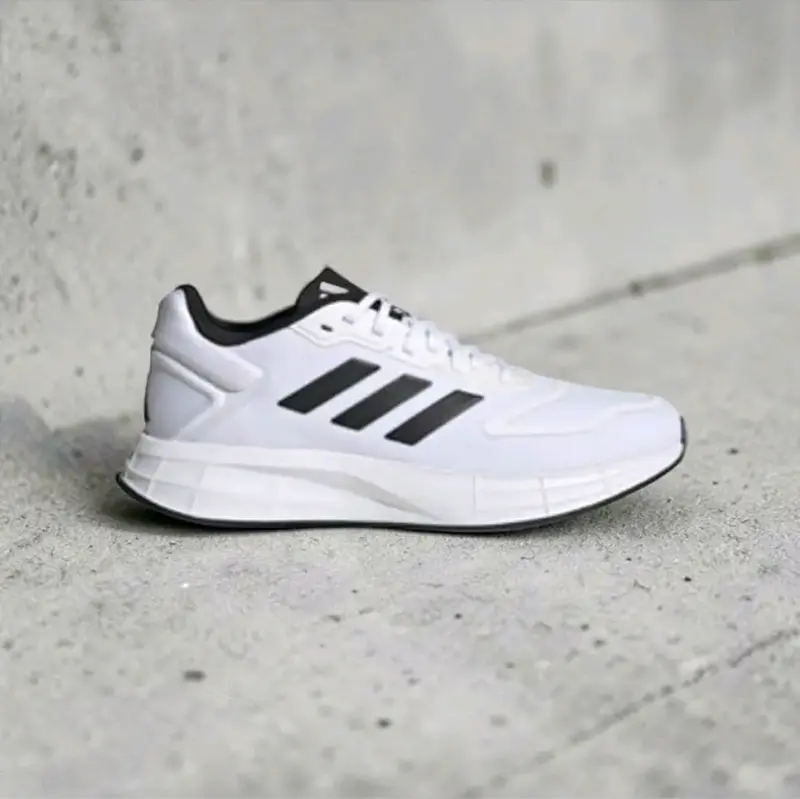 Zapatillas deportivas blancas
