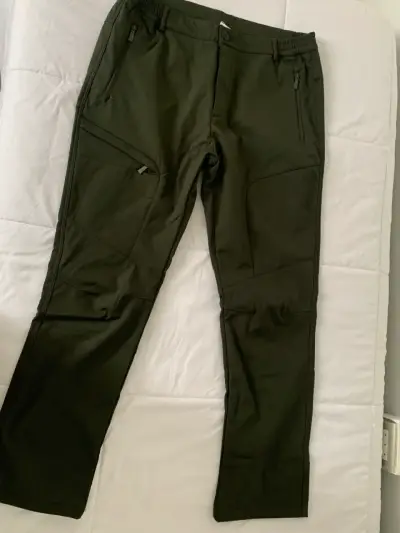 Pantalón deportivo verde militar - miniatura 2