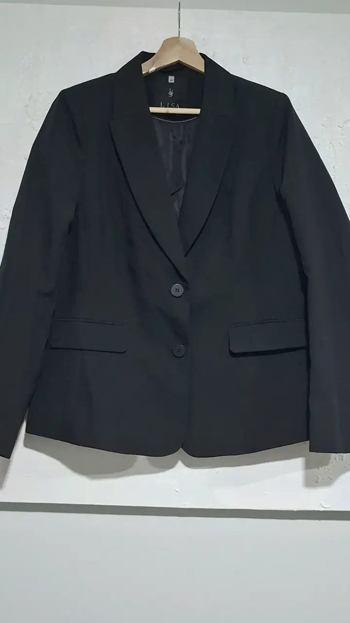 Blazer negro elegante - 2
