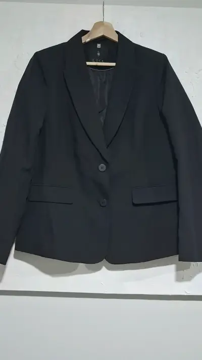 Blazer negro elegante - miniatura 2