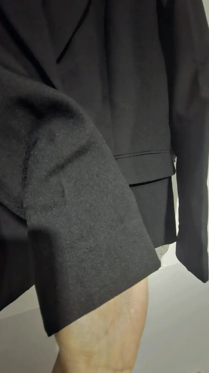 Blazer negro elegante - 5