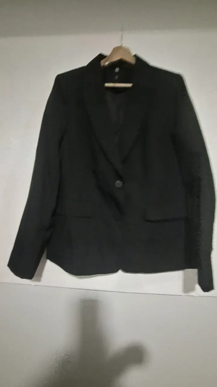 Blazer negro elegante - 6