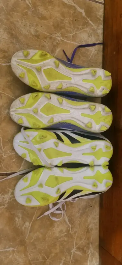 Zapatos de fútbol adidas - miniatura 2