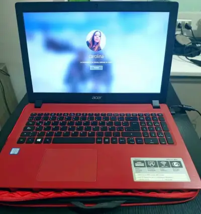 Lapto ACER INTEL CORE 3 - miniatura 1