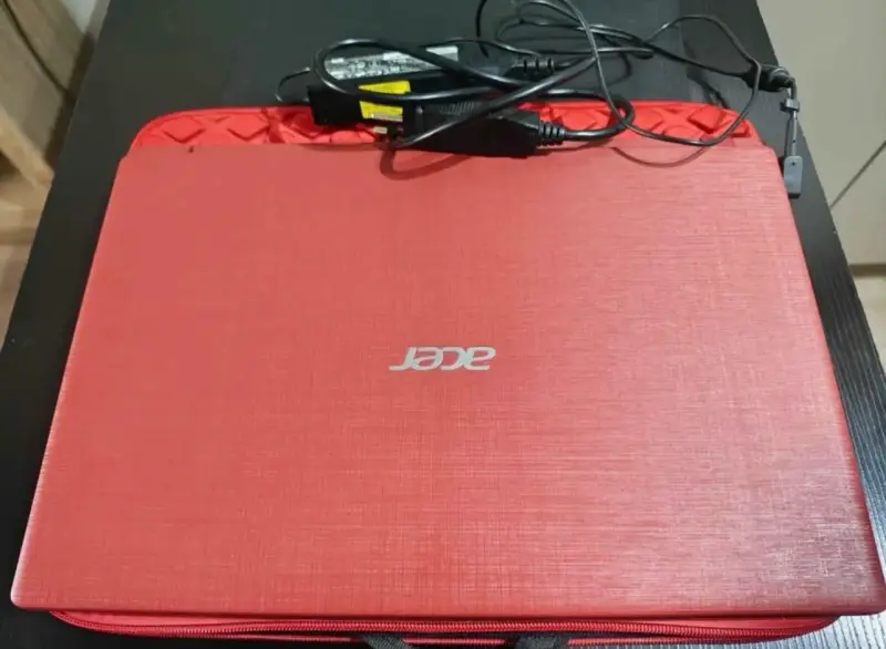 Lapto ACER INTEL CORE 3 - 2