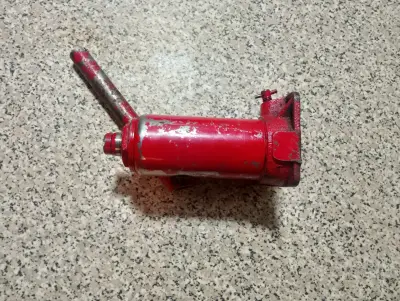 Gato hidráulico rojo usado - miniatura 1