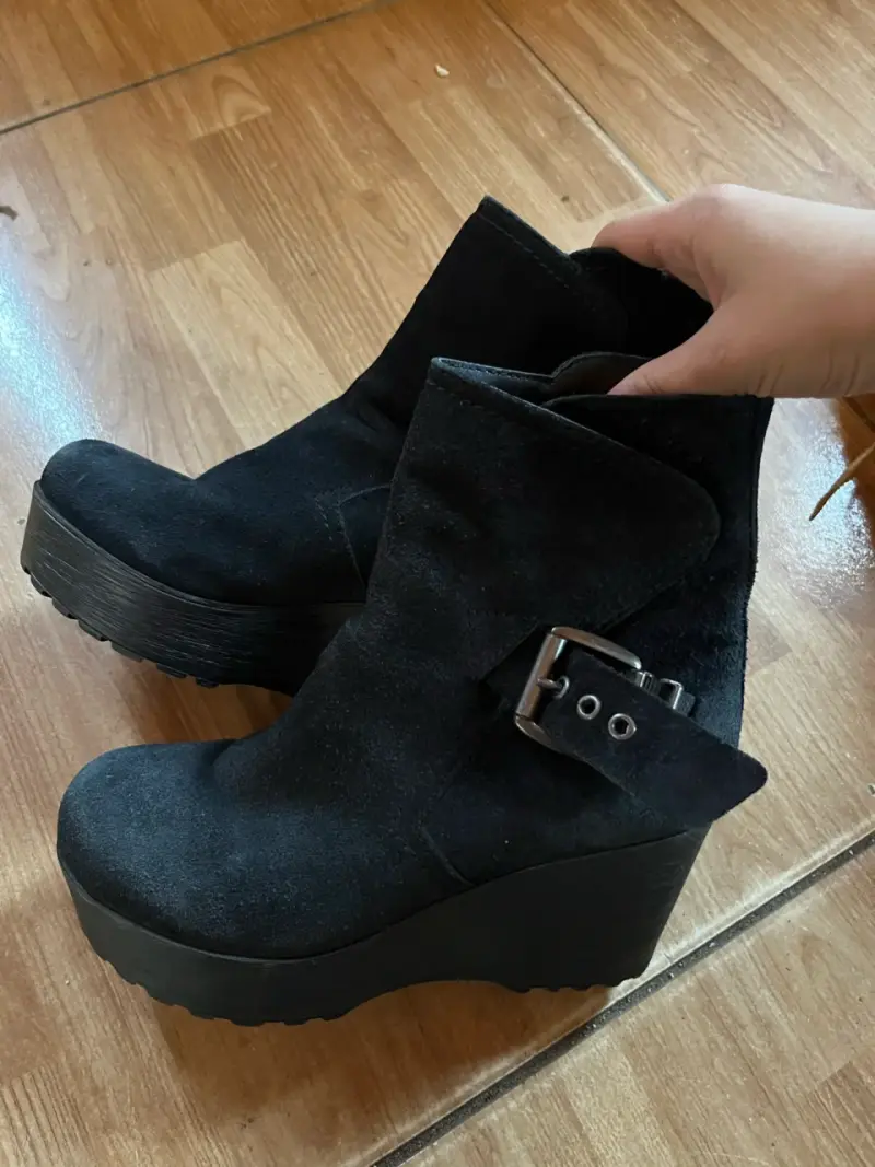 Botines negros con plataforma - 1