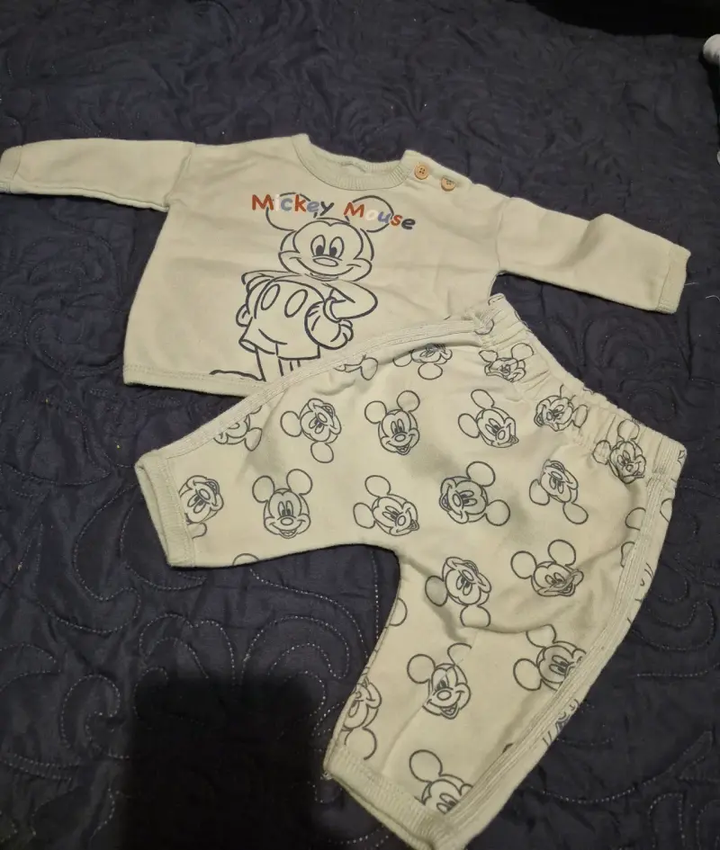 Conjunto bebé Mickey Mouse