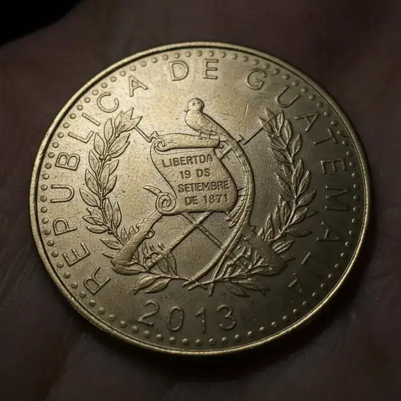 Moneda de colección Guatemala 2013 - 6