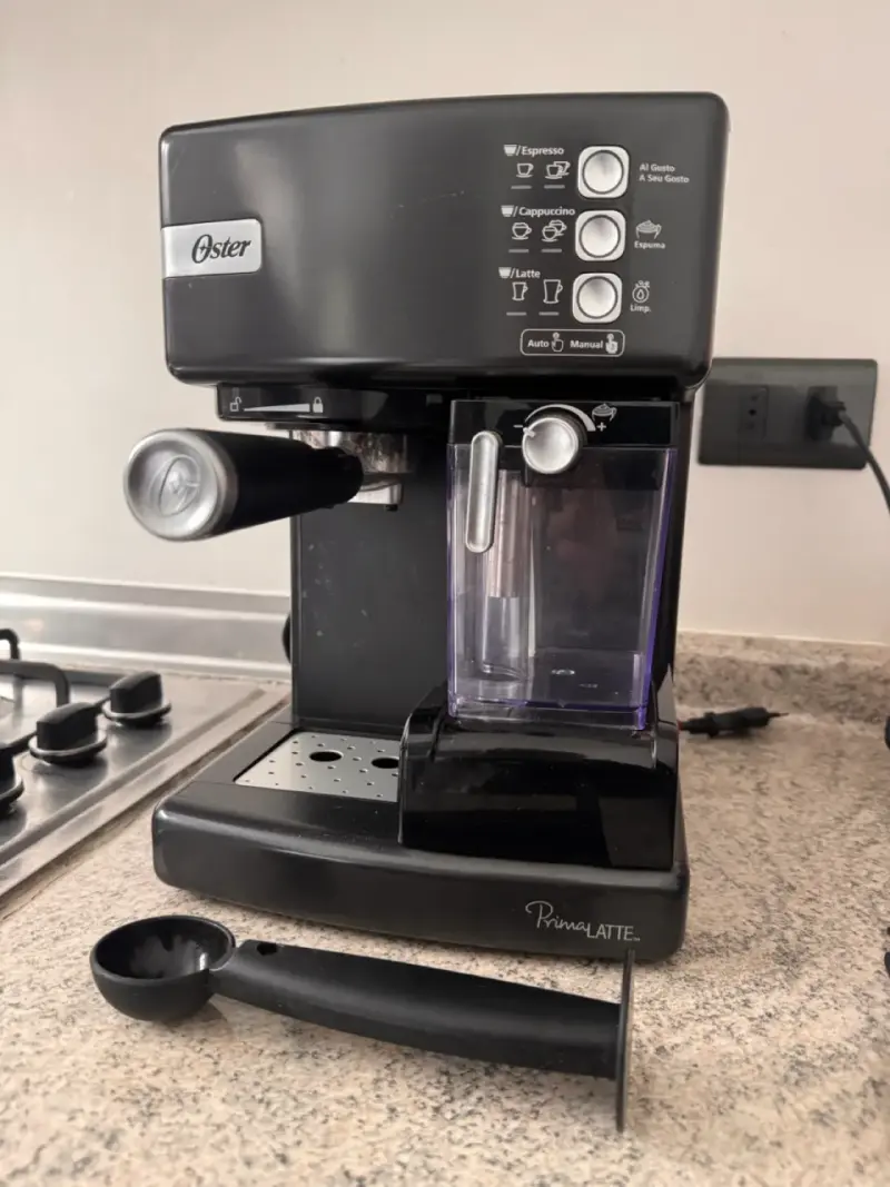 Cafetera espresso Oster PrimaLatte - 1