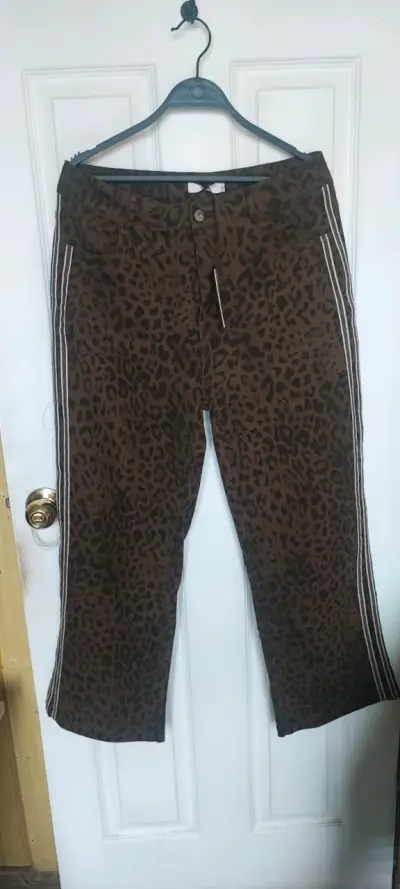 Jeans mujer animalprint con rayas laterales - miniatura 1