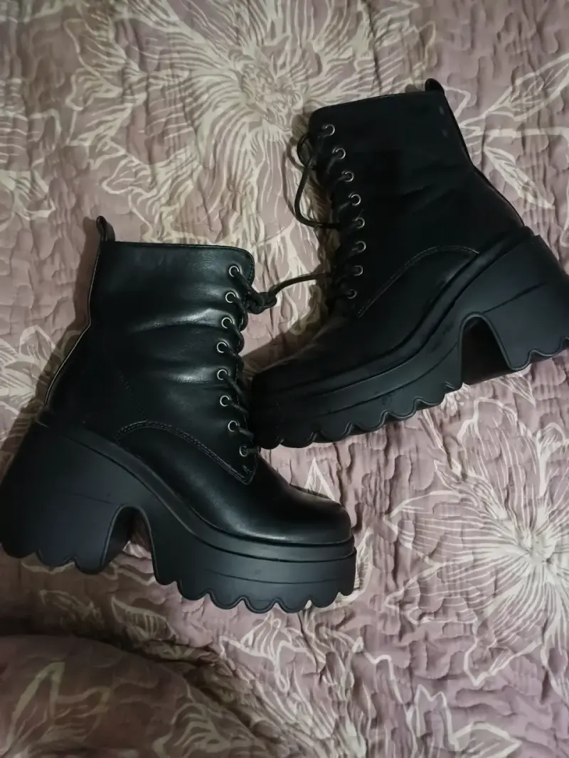 Botines negros de plataforma