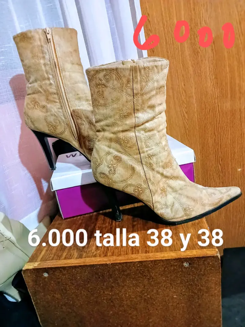 Botines de tacón alto beige - 2