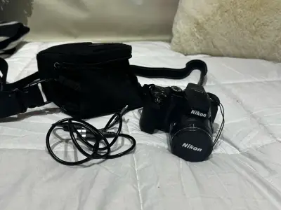 Cámara Nikon Coolpix P500 con estuche - miniatura 1