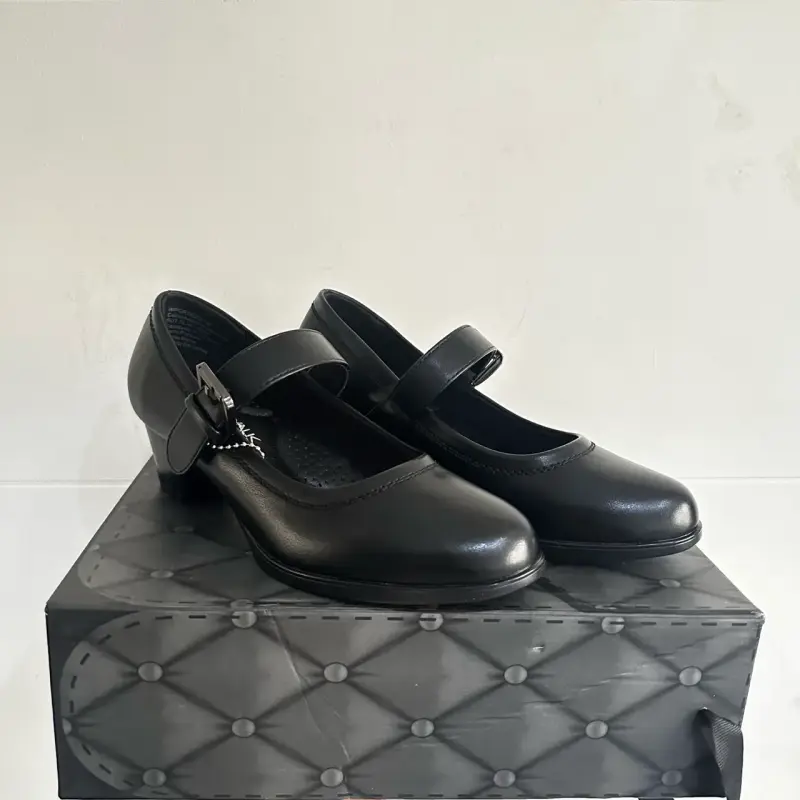 Zapatos negro con hebilla - 2