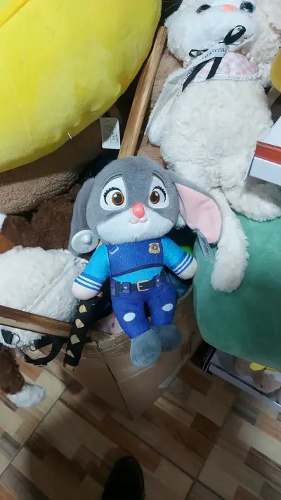 Peluche de zorro con uniforme - miniatura 2