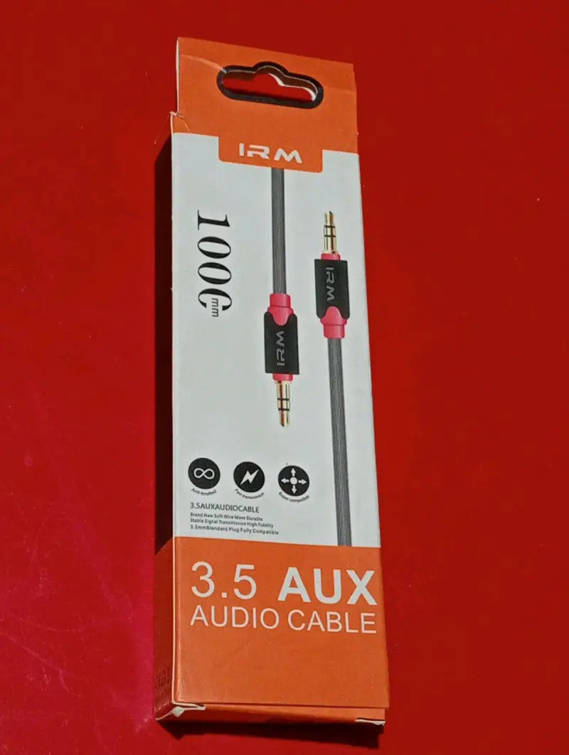 Cable de audio 3.5 AUX IRM - 1