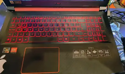 Laptop Acer Nitro 5 negra - miniatura 4