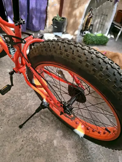 Bicicleta fat bike naranja - miniatura 2