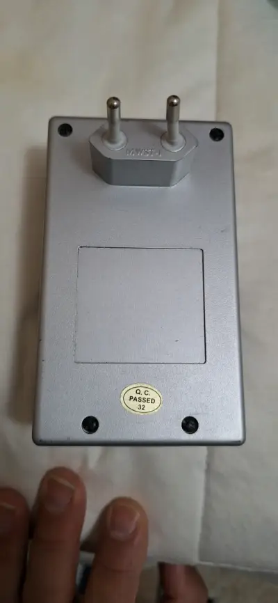 Cargador rápido Fujitel Ni-Cd/Ni-MH - miniatura 3