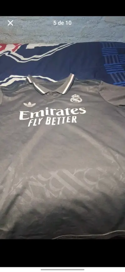Polera gris Adidas deportiva - miniatura 1
