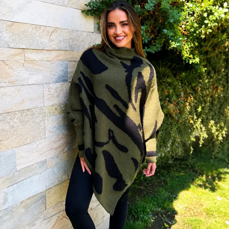 ✨ Poncho Print - 3