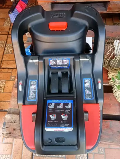 Silla de auto Britax negra - miniatura 3