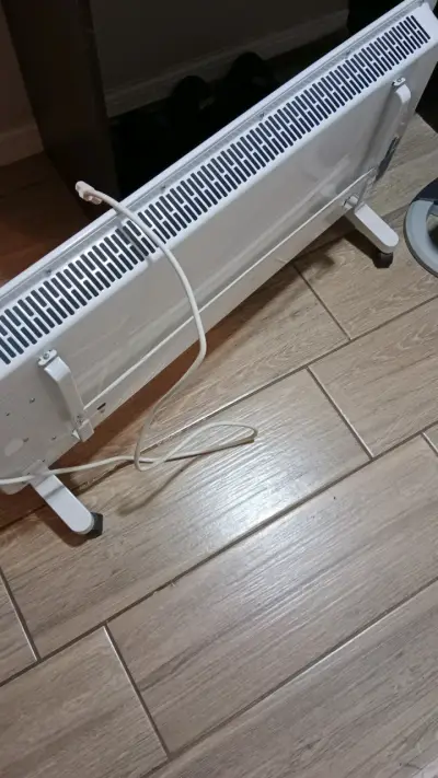 Calefactor eléctrico de torre - miniatura 2