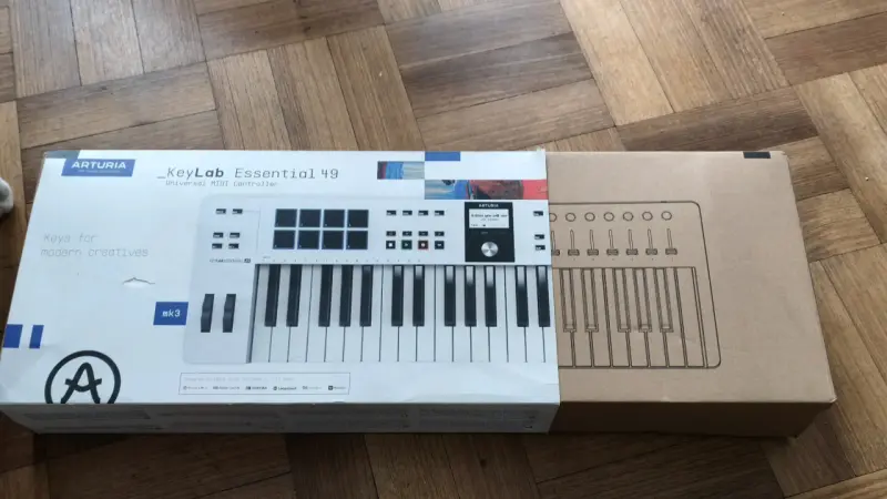 Teclado MIDI Arturia KeyLab essential 49 MK 3 - 3