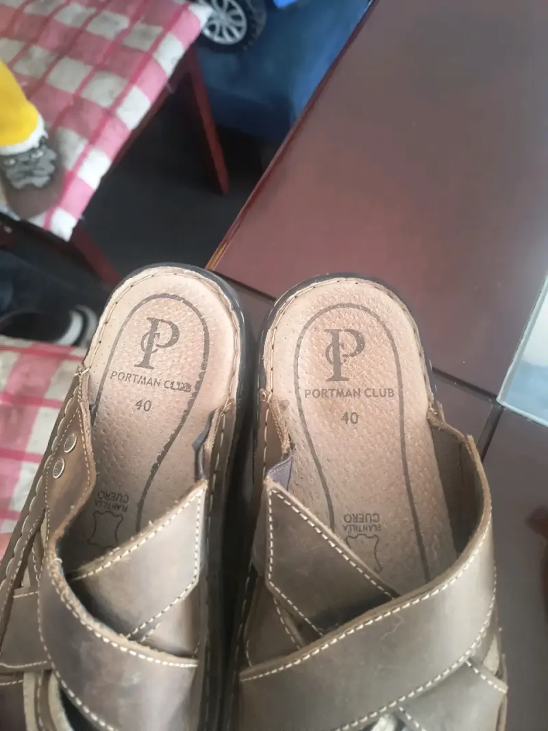Sandalias de cuero marrón - 2