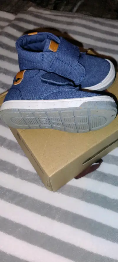 Zapatillas azules para niño - miniatura 3