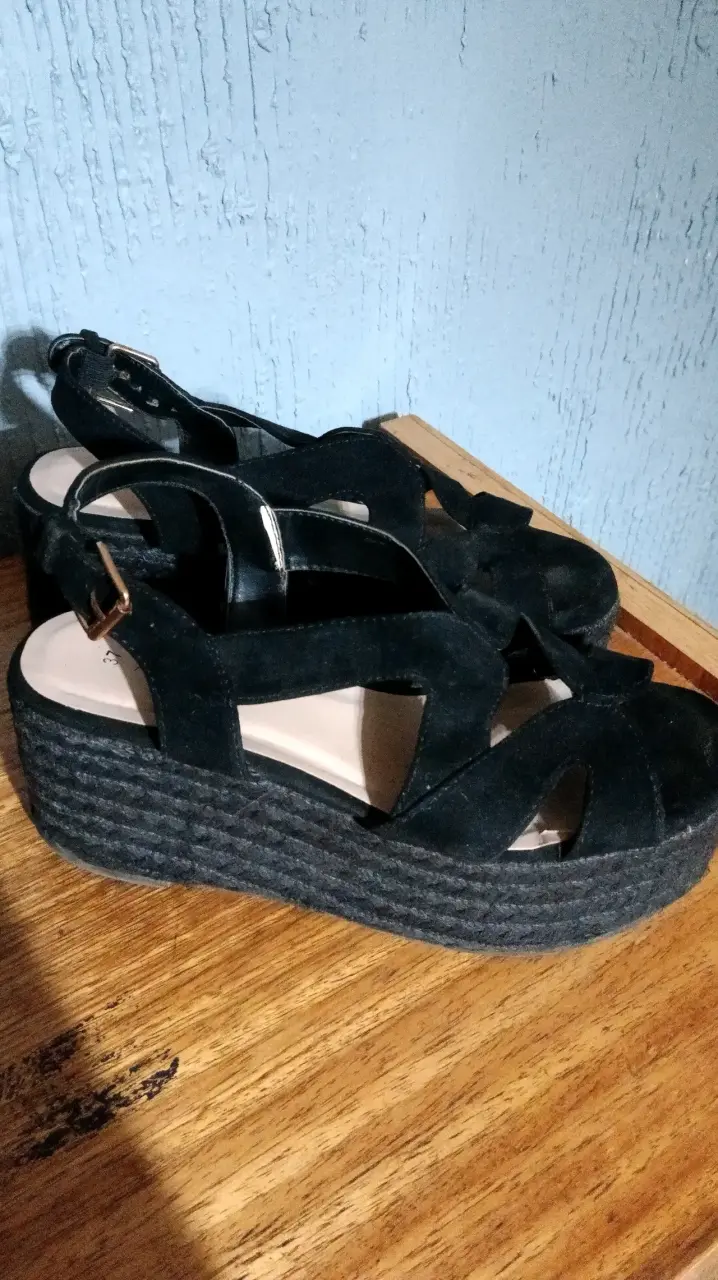 Sandalias Plataforma Negras - 1