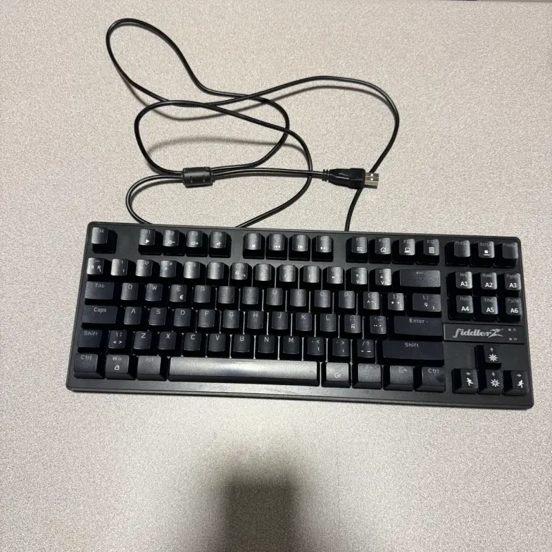 Teclado mecánico fidlerz - 2