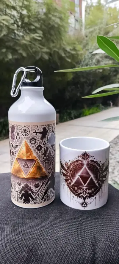 Taza con diseño geométrico - miniatura 3