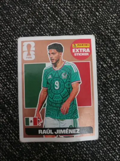 Lámina Panini Raúl Jiménez - miniatura 1