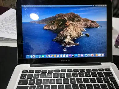 Laptop MacBook Pro 2012, usada en excelente estado - miniatura 2