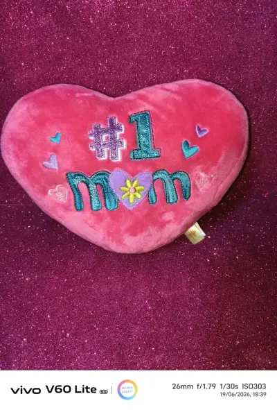 Cojín rosa 'Mom #1' - miniatura 1