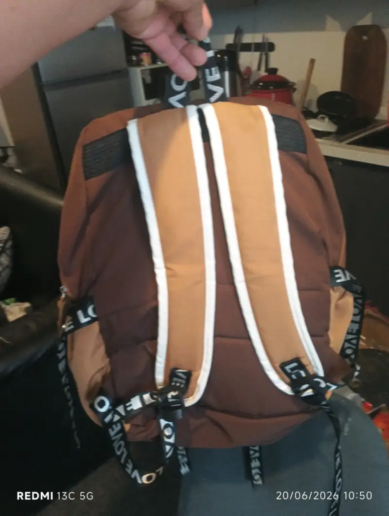 Mochila marrón con diseño de oso - 3