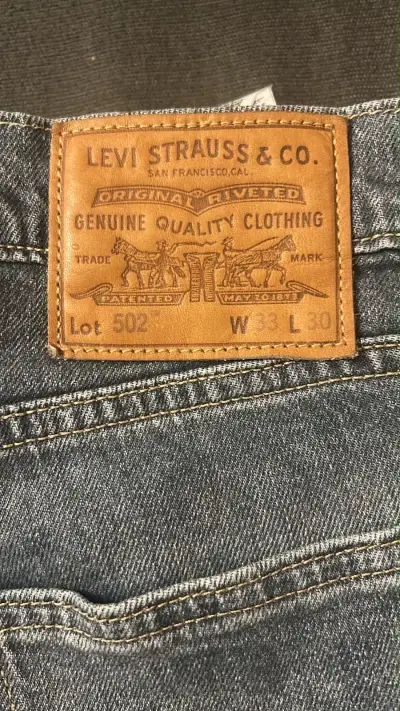 Jeans Levi Strauss 502 clásicos - miniatura 1
