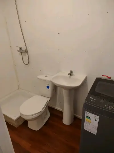 Se arrienda un departamento tipo estudio céntrico - miniatura 5