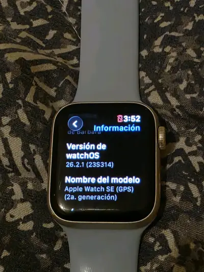 Apple Watch SE (2a. generación) - miniatura 1